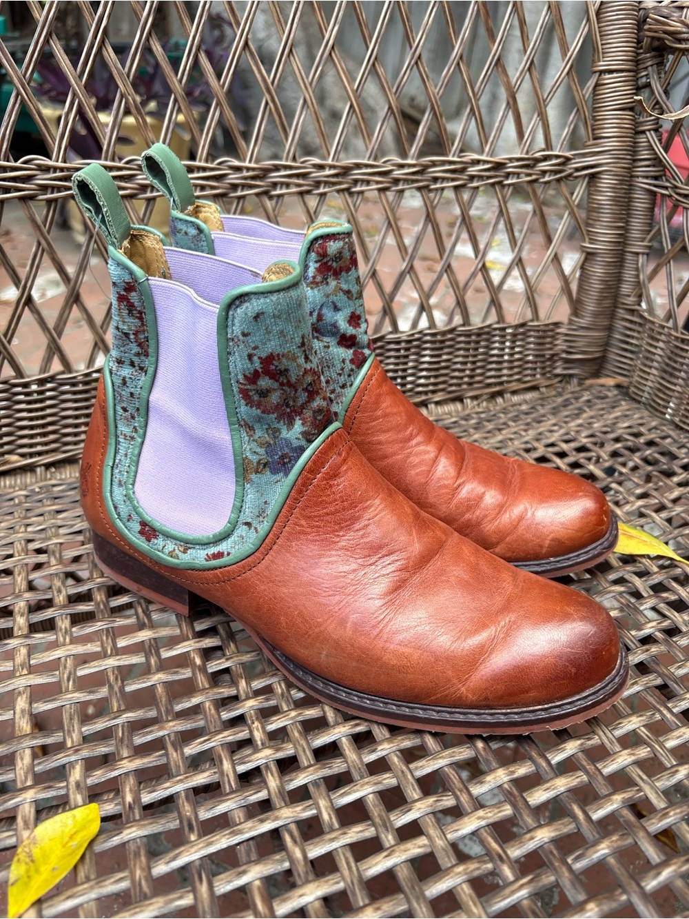 John Fluevog BIBLIO NORTON LAYERED CHELSEA BOOTS - Picture 12 of 15